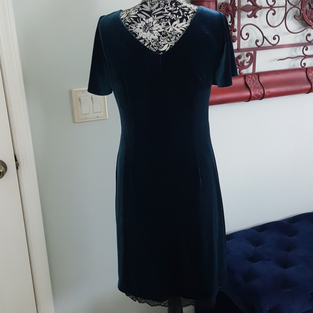NWT White House Black Market dress - Picture 4 of 8